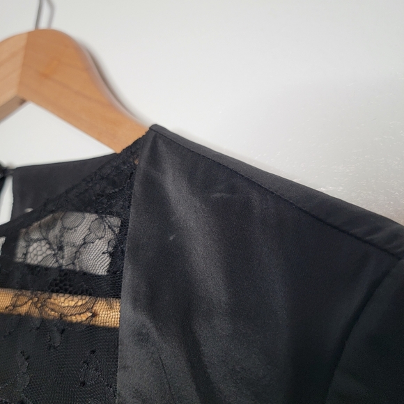 PREEN BY THORNTON BREGAZZI ARYA MINI DRESS BLACK LACE WITH BELL SLEEVES SZ. L - Picture 9 of 9